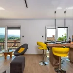 Stunning In With Wifi