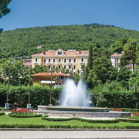 Stunning In With Wifi Rukavac (Primorje-Gorski Kotar)