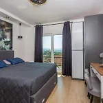 Apartment Stunning In With Wifi